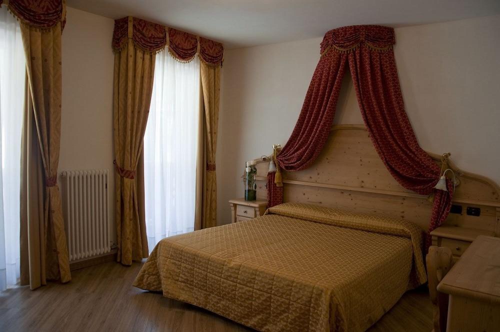 Hotel Sasso Rosso Commezzadura Zewnętrze zdjęcie