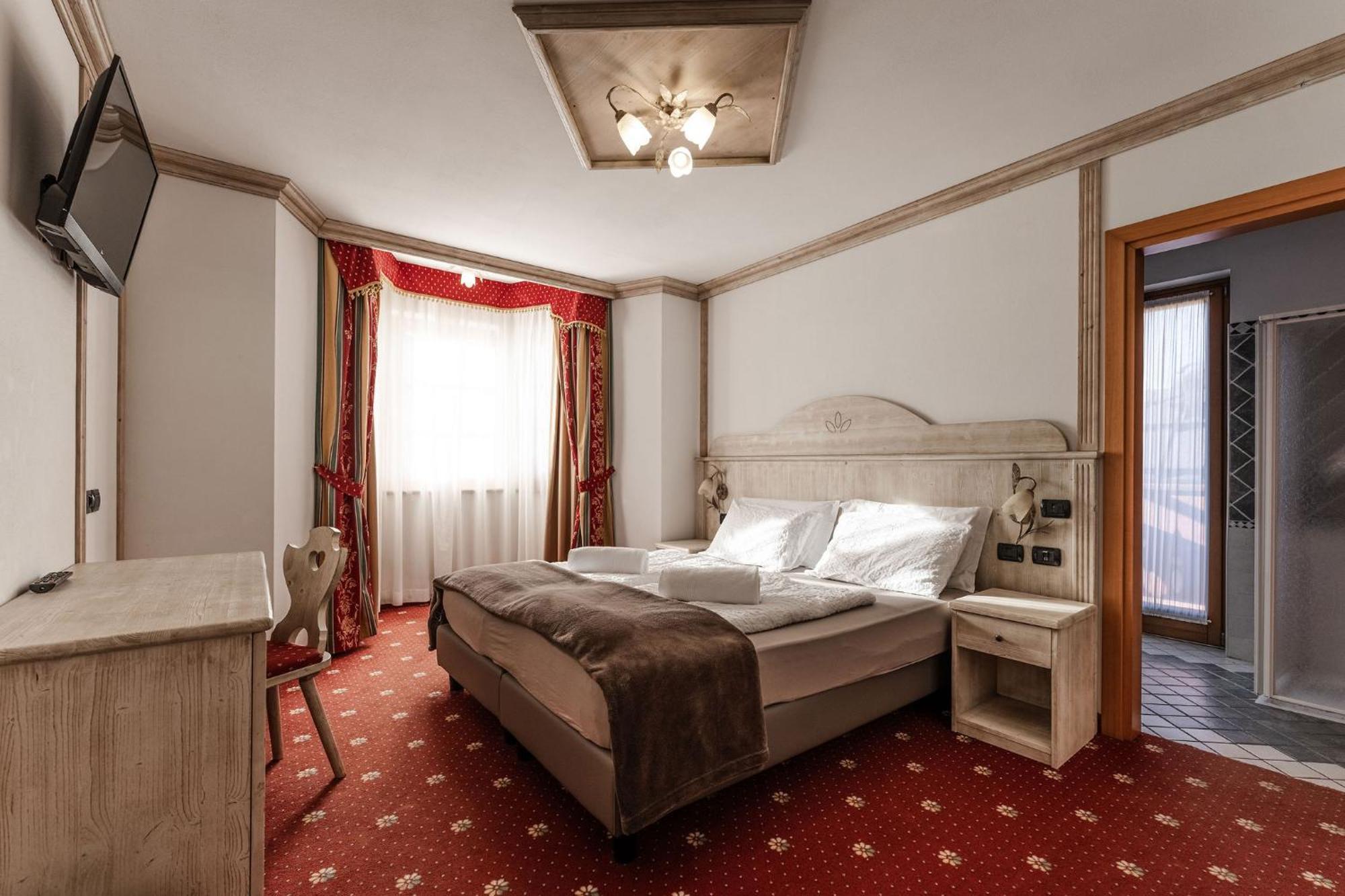 Hotel Sasso Rosso Commezzadura Zewnętrze zdjęcie