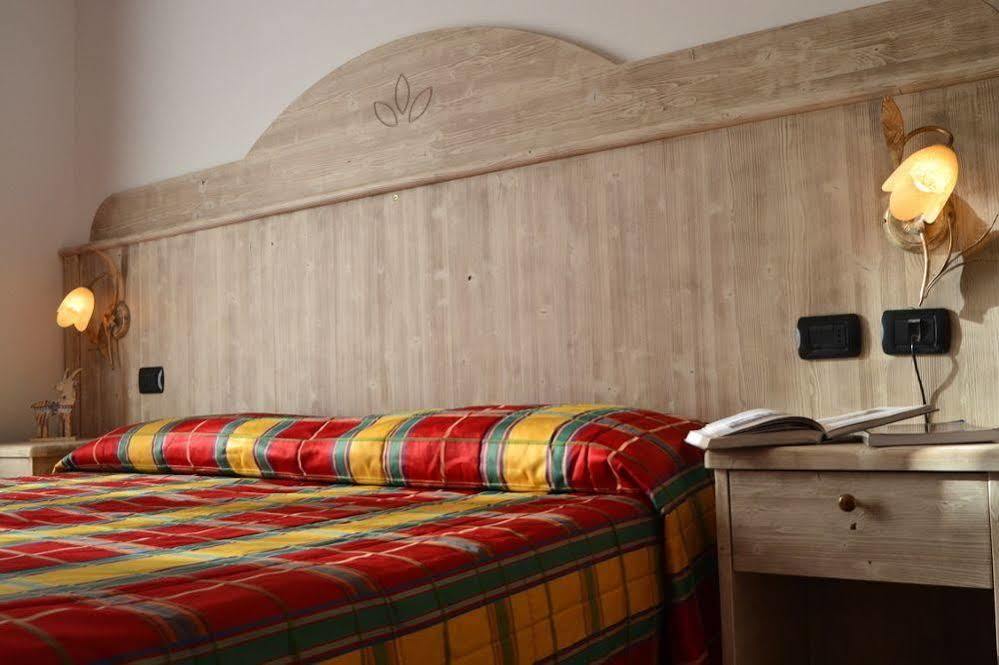 Hotel Sasso Rosso Commezzadura Zewnętrze zdjęcie